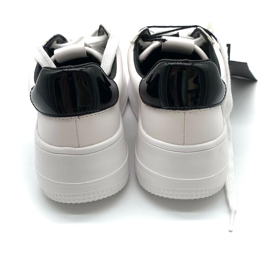 Icon wht/ black 