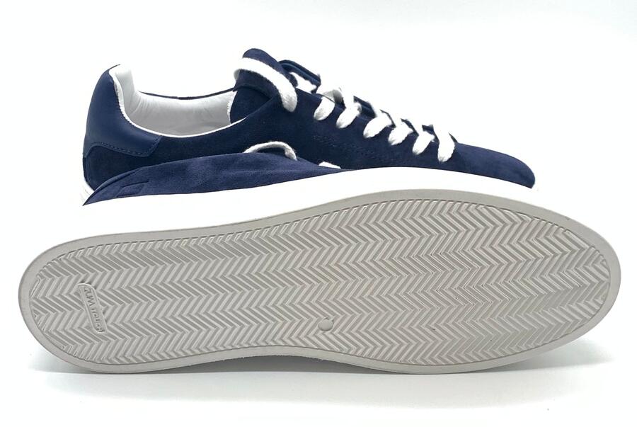 D.A.T.E Sneakers Levante suede