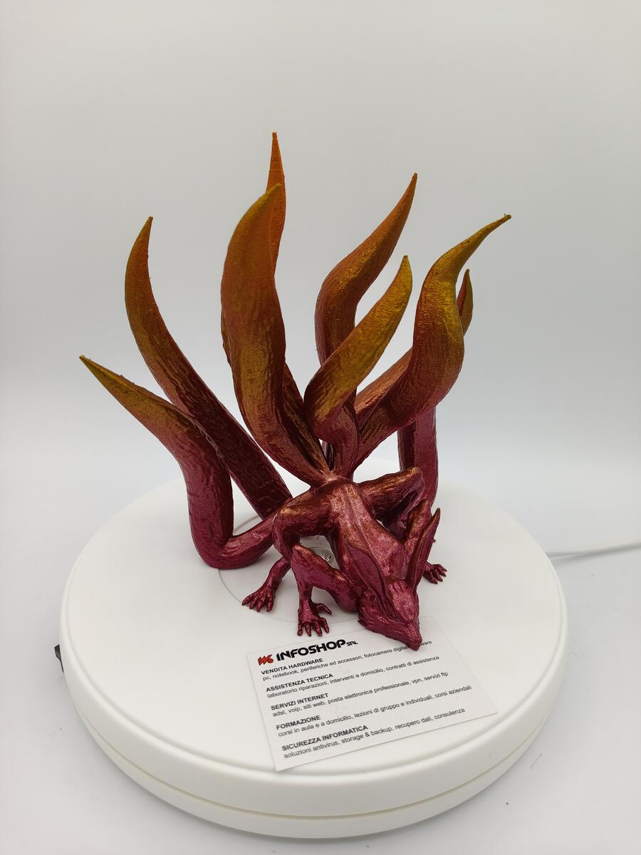 KITSUNE, Volper a 9 code colorata a mano - Stampa 3D -