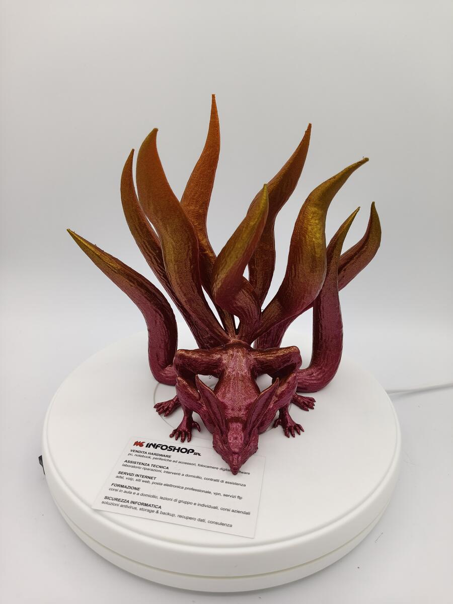 KITSUNE, Volper a 9 code colorata a mano - Stampa 3D -
