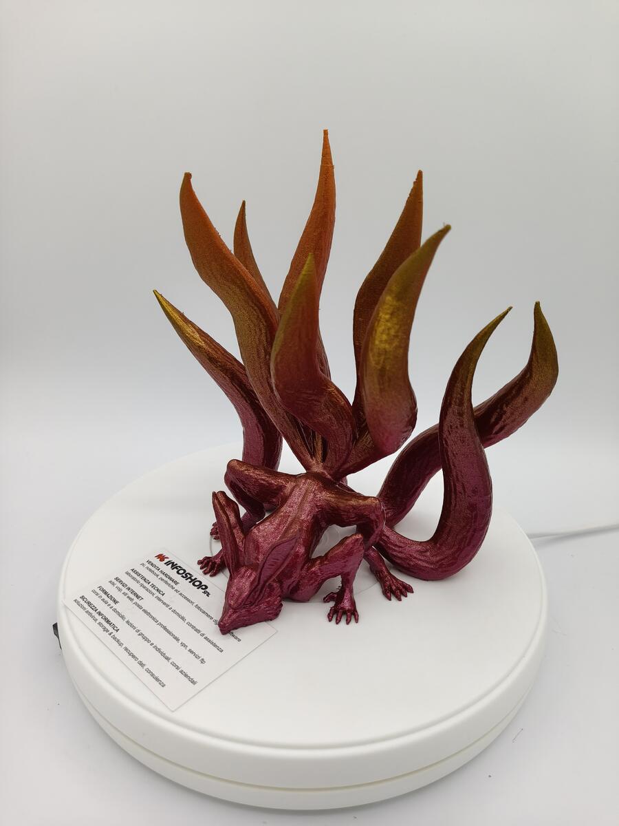 KITSUNE, Volper a 9 code colorata a mano - Stampa 3D -