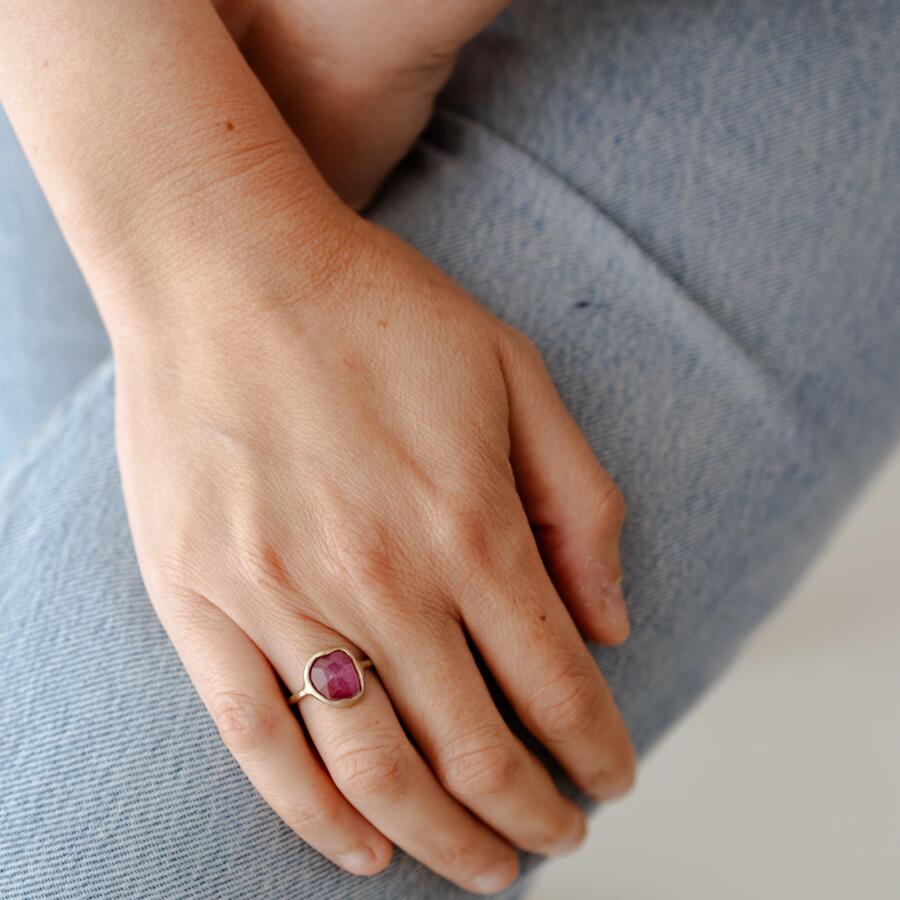 Anello con zaffiro rosa misura 13