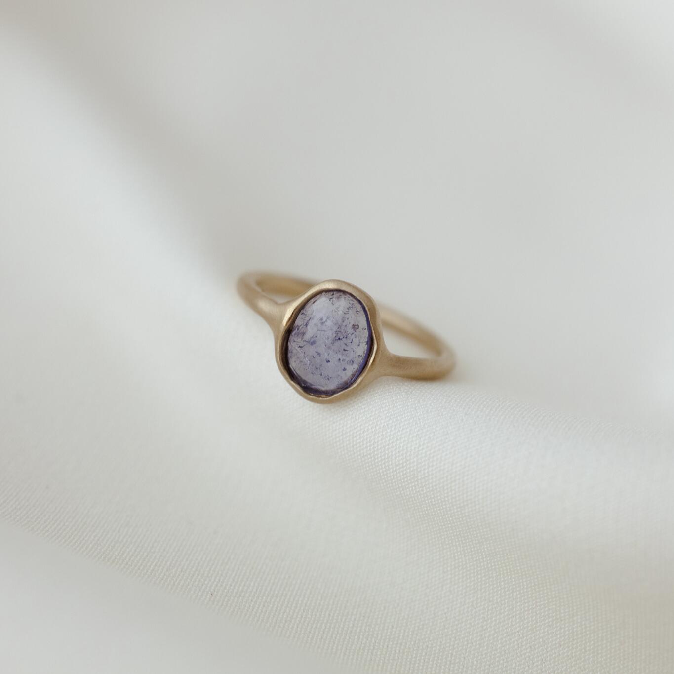 Anello con tanzanite misura 16