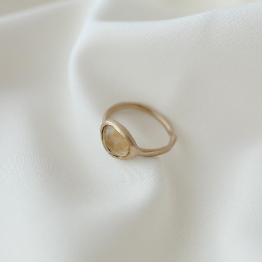 Anello con quarzo citrino misura 15