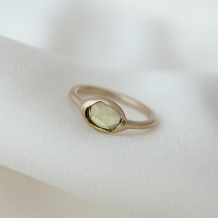 Anello con peridoto misura 11