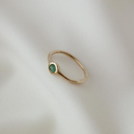 Anello con radice di smeraldo misura 15.5