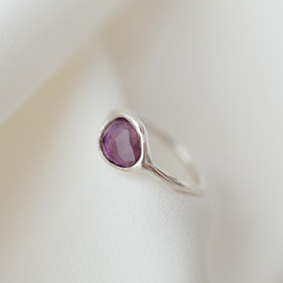 Anello con ametista misura 13