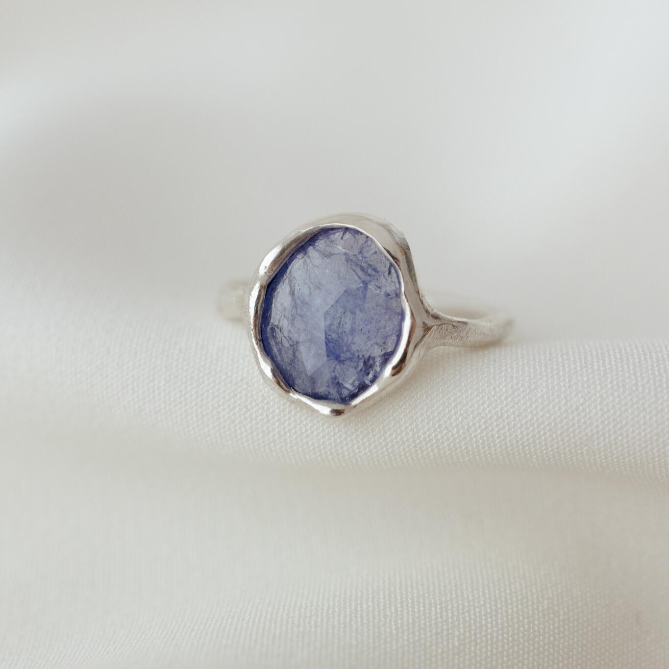 Anello con tanzanite misura 12