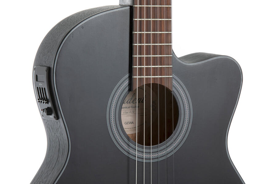 GEWA 4/4 Student elettro-acustico laminato piatto nero