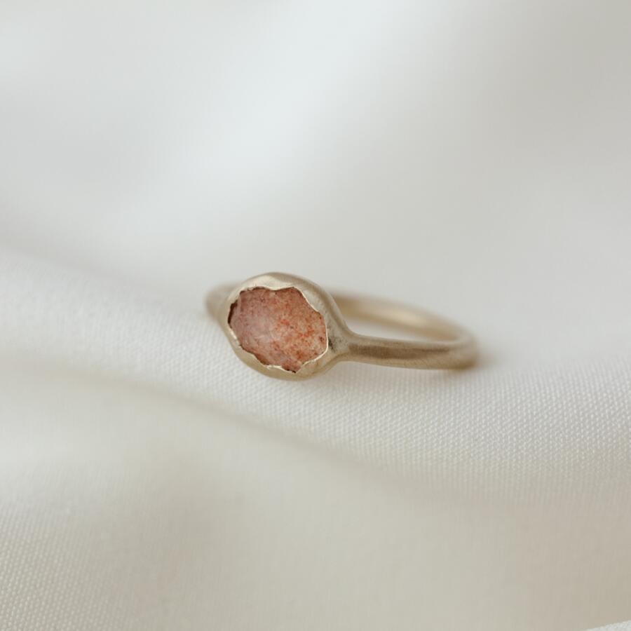 Anello con quarzo fragola misura 14
