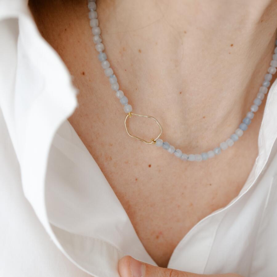 Collana con cubetti di acquamarina