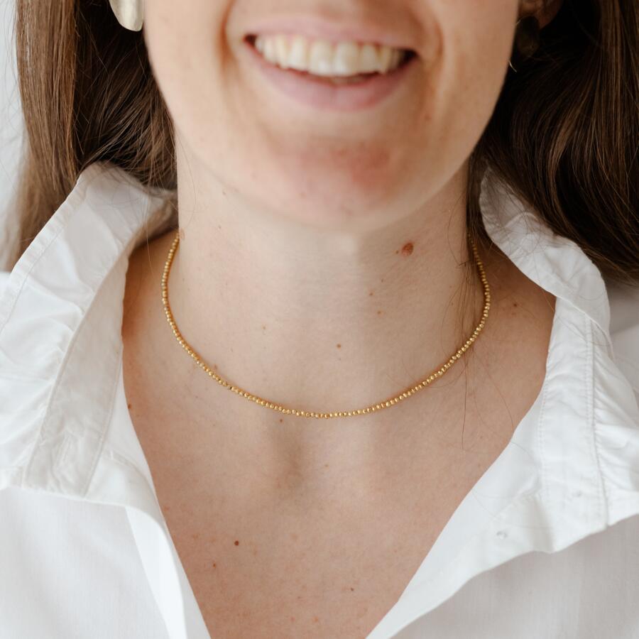 Collana con piccole pietre di pirite naturale
