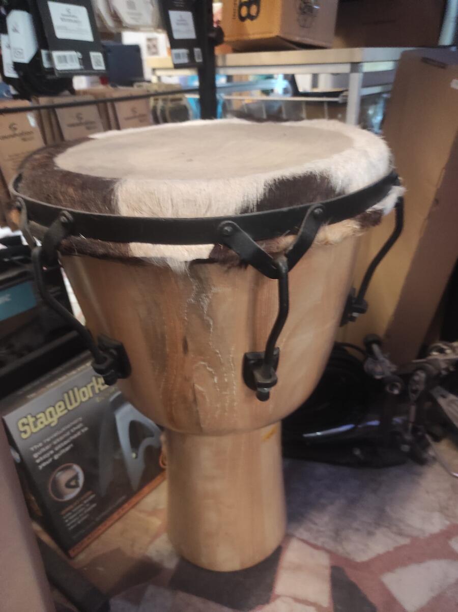 DJEMBE' ARTIGIANALE IN LEGNO CON PELLE DI CAPRA OCCASIONE
