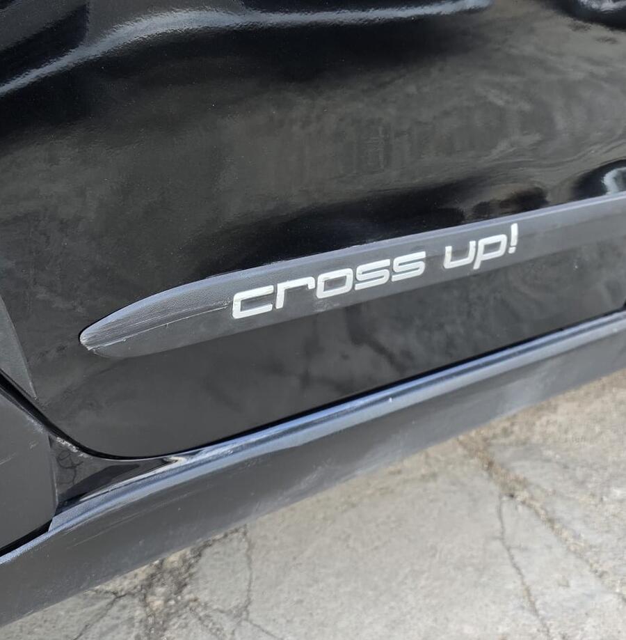 Volkswagen up! 1.0 Cross up!