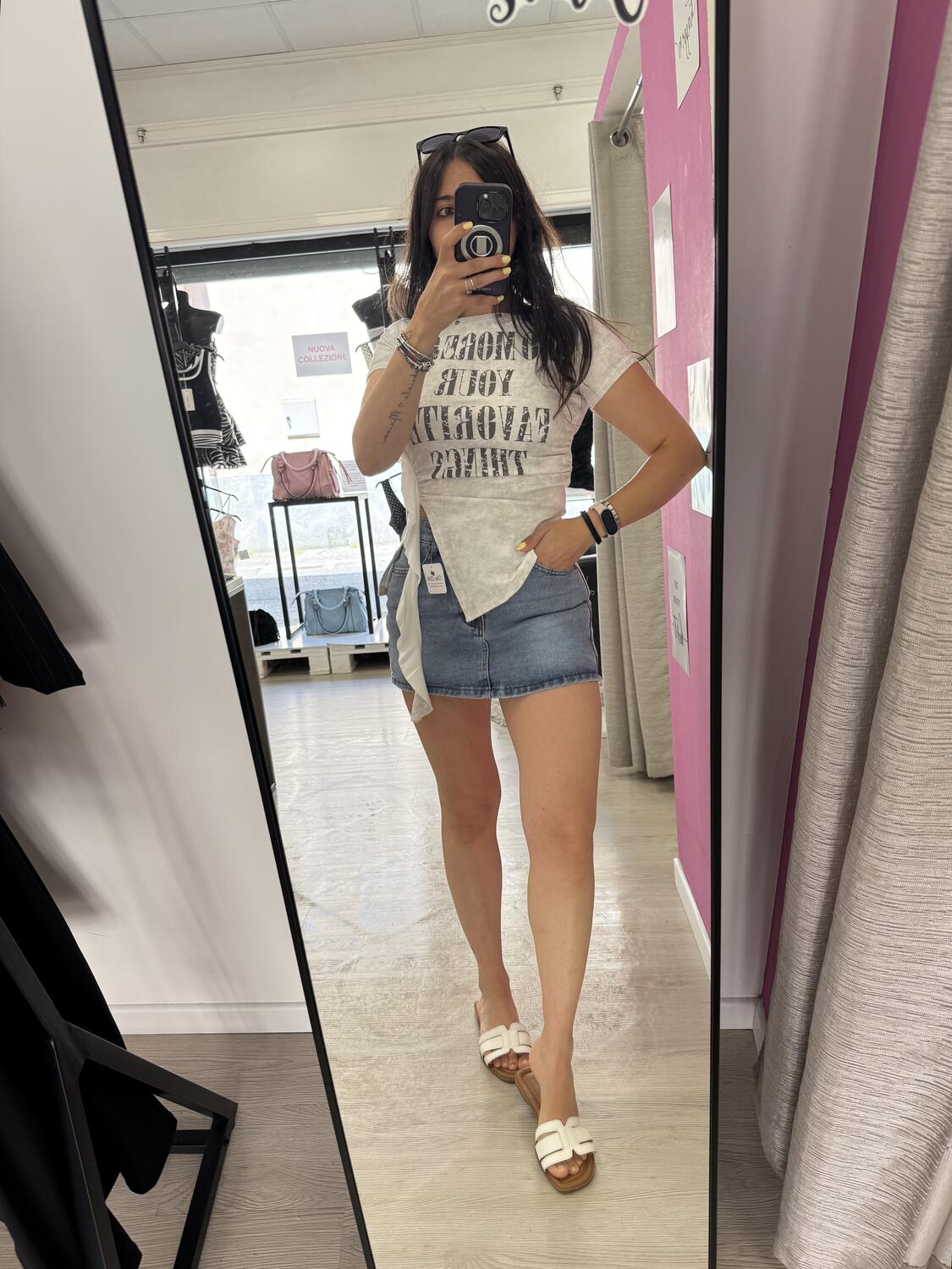 NOVITÀ T-shirt in cotone con scritta e voulant