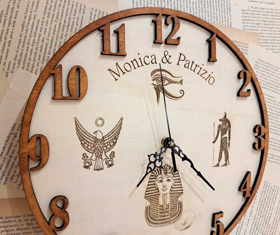 Orologio personalizzabile in legno