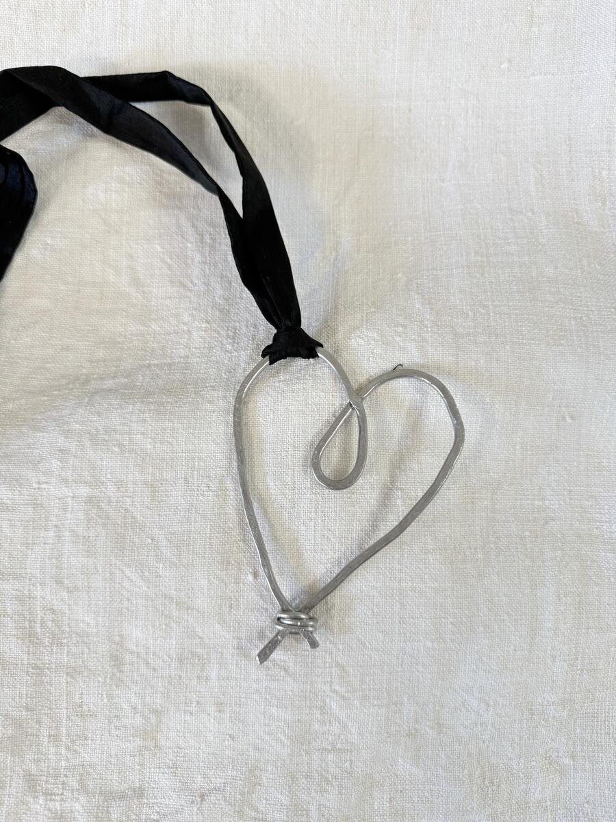 Collana seta cuore
