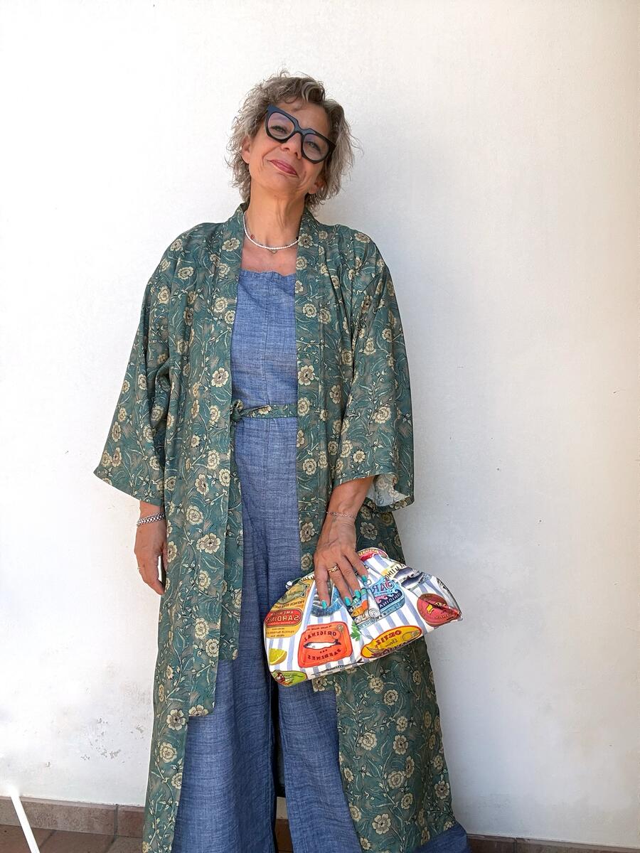 Kimono fiori su verde