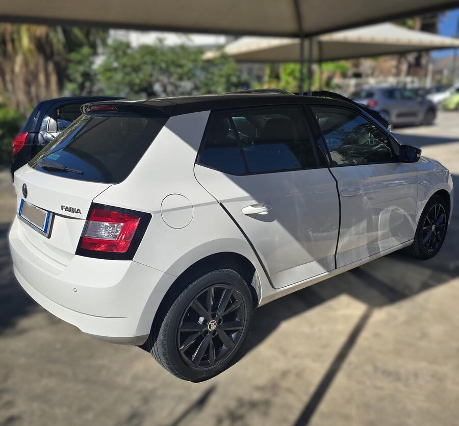 Skoda Fabia 1.0 MPI 75 CV Twin Color Design