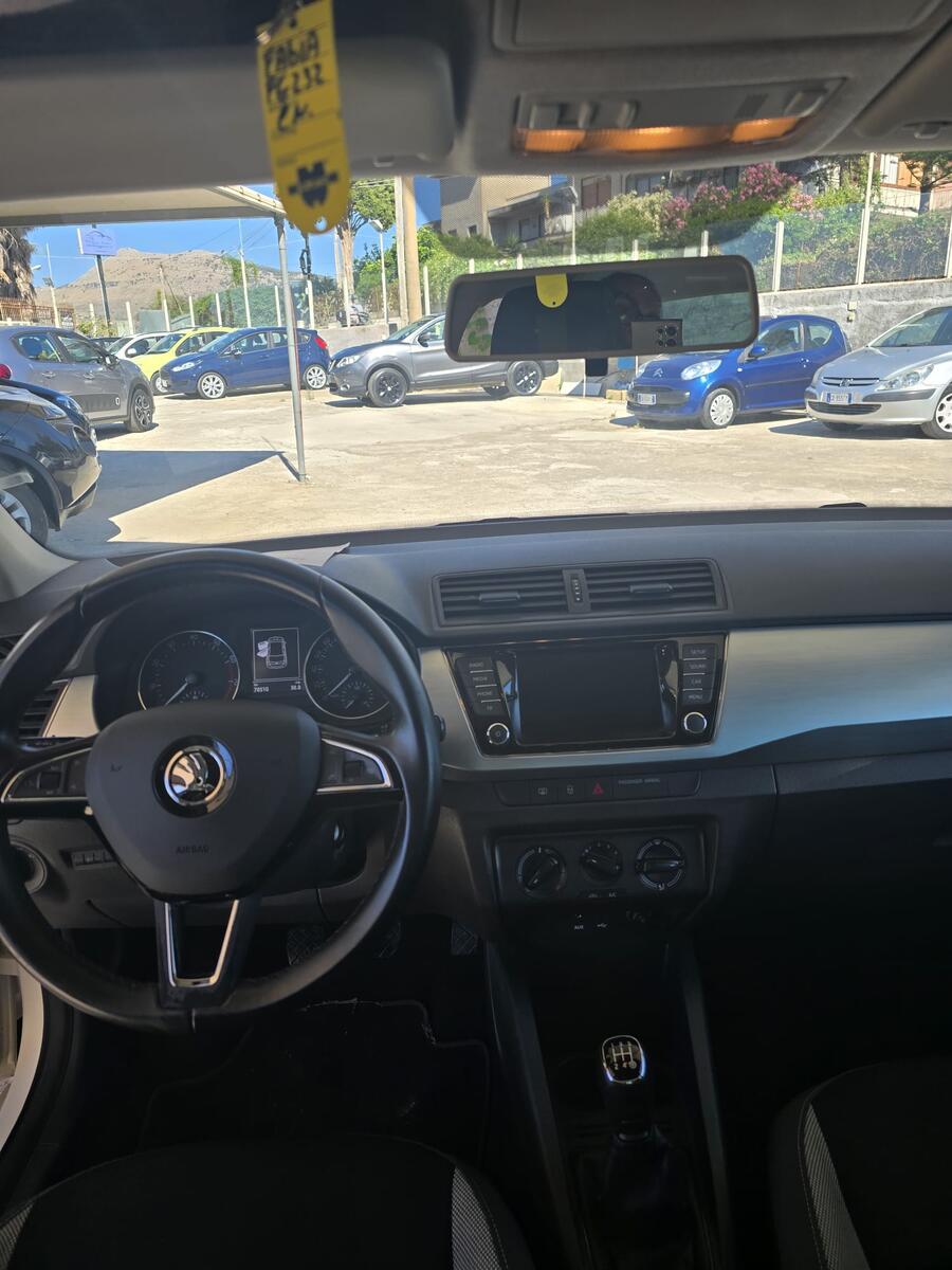 Skoda Fabia 1.0 MPI 75 CV Twin Color Design
