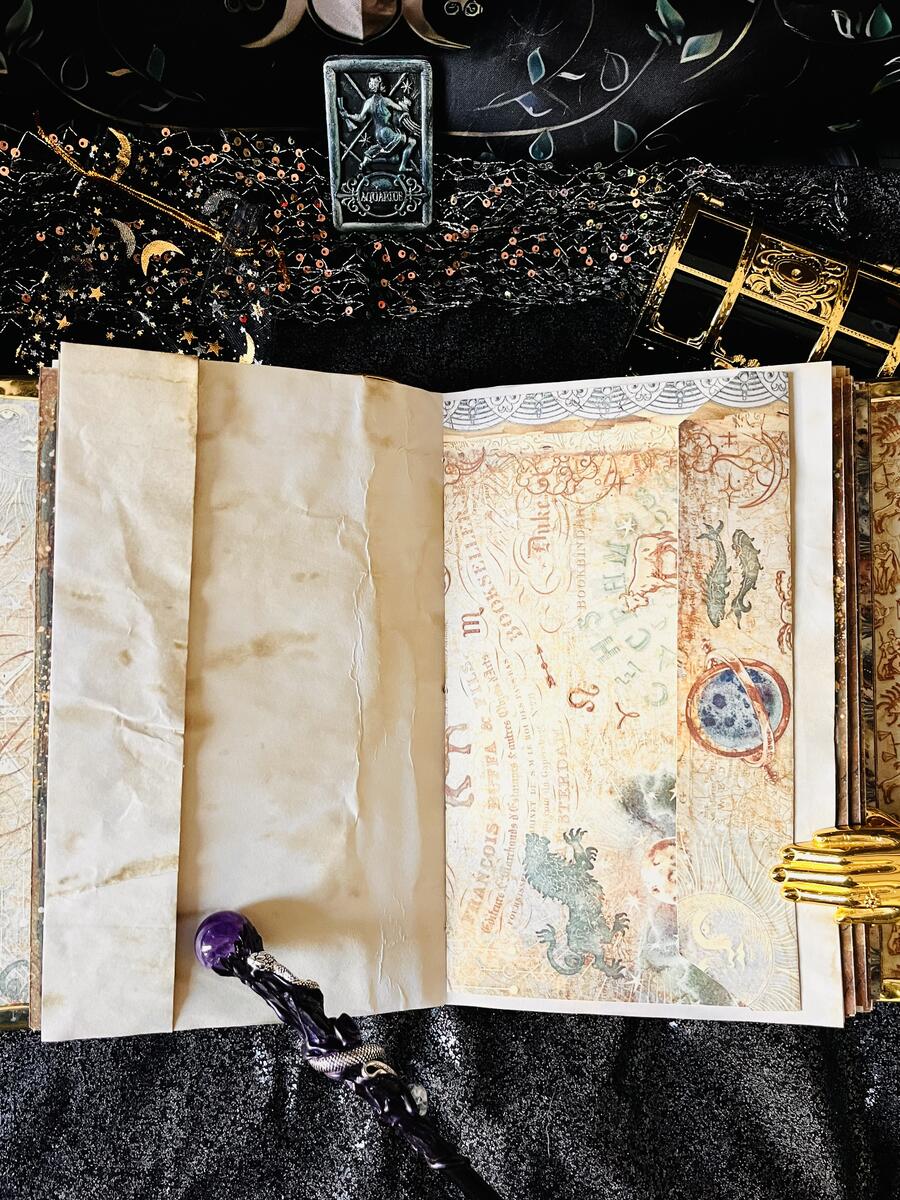 Grimorio Astrology