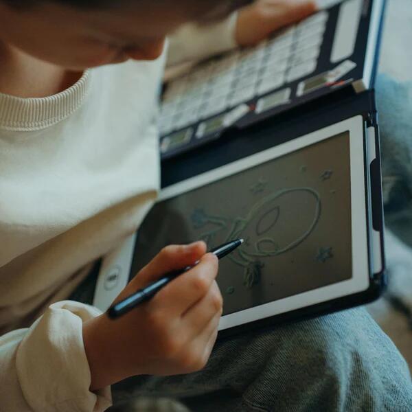 KIDYDRAW‑MINI – Lavagnetta LCD Galaxy con 30 illustrazioni