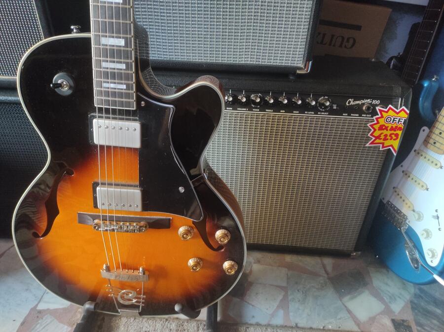 FENDER CHAMPION 100 EX DEMO 