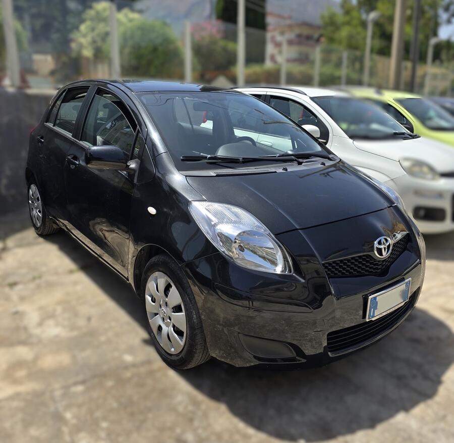Toyota Yaris 1.3 5 porte Sol 