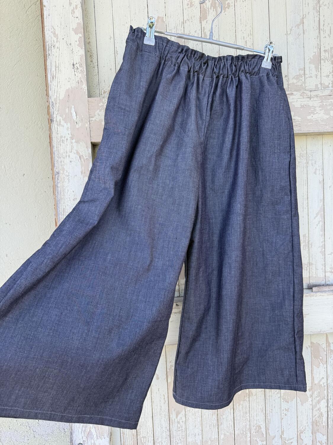 Pantalone bermuda jeans leggero