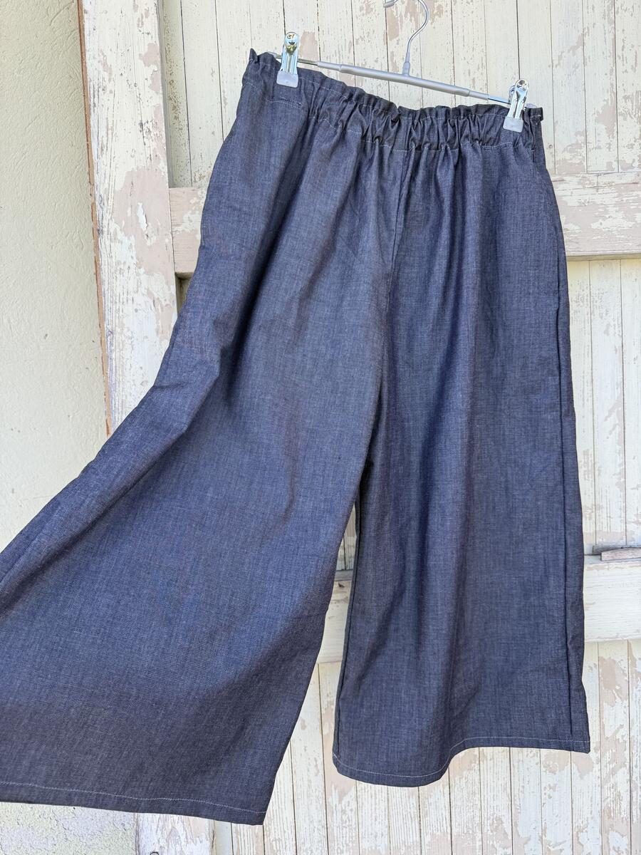 Pantalone bermuda jeans leggero