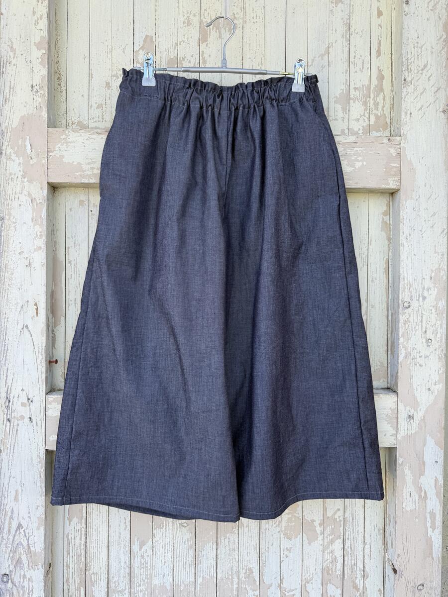 Pantalone bermuda jeans leggero