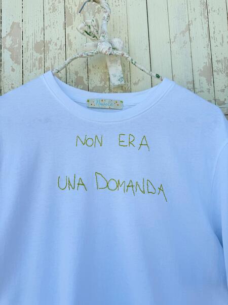 T-shirt NON ERA UNA DOMANDA