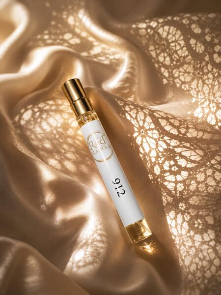 R&F Glamour Profumo da 10 ml 912 ( Ispirato a Orgasme )