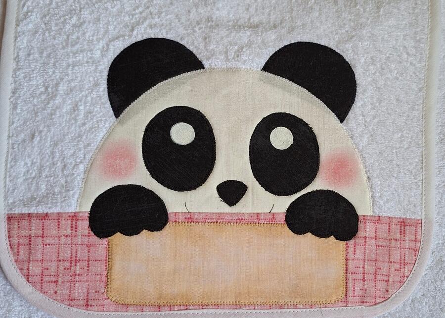 kit set asilo bavaglia e salvietta panda