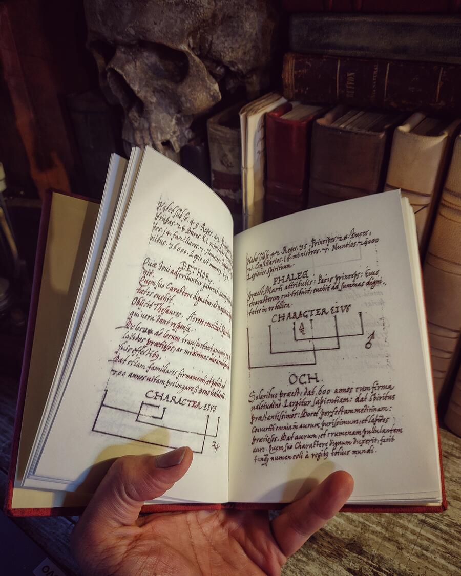 ARBATEL - De Magia Veterum - Replica manuscript, year 1575 (Basel)