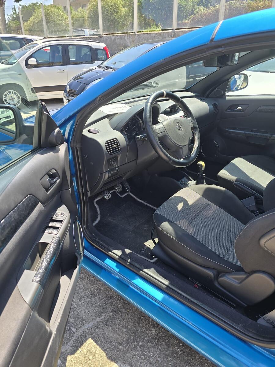 Opel Tigra TwinTop 1.3 CDTI Sport 