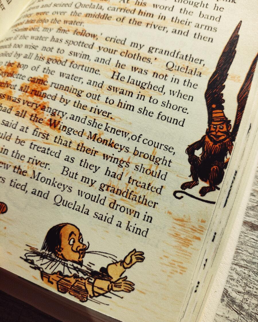 The Wonderful Wizard of OZ - L. Frank Baum, pictures by W. W. Denslow - First Edition, Chicago - 1900