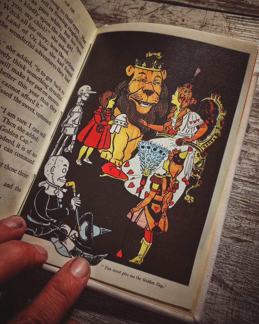 The Wonderful Wizard of OZ - L. Frank Baum, pictures by W. W. Denslow - First Edition, Chicago - 1900