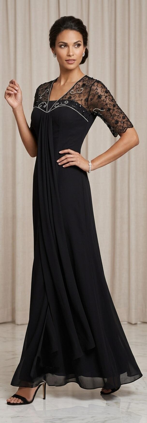 1009 Abito lungo in chiffon foderato con manichette e dettagli in pizzo con perline e strass