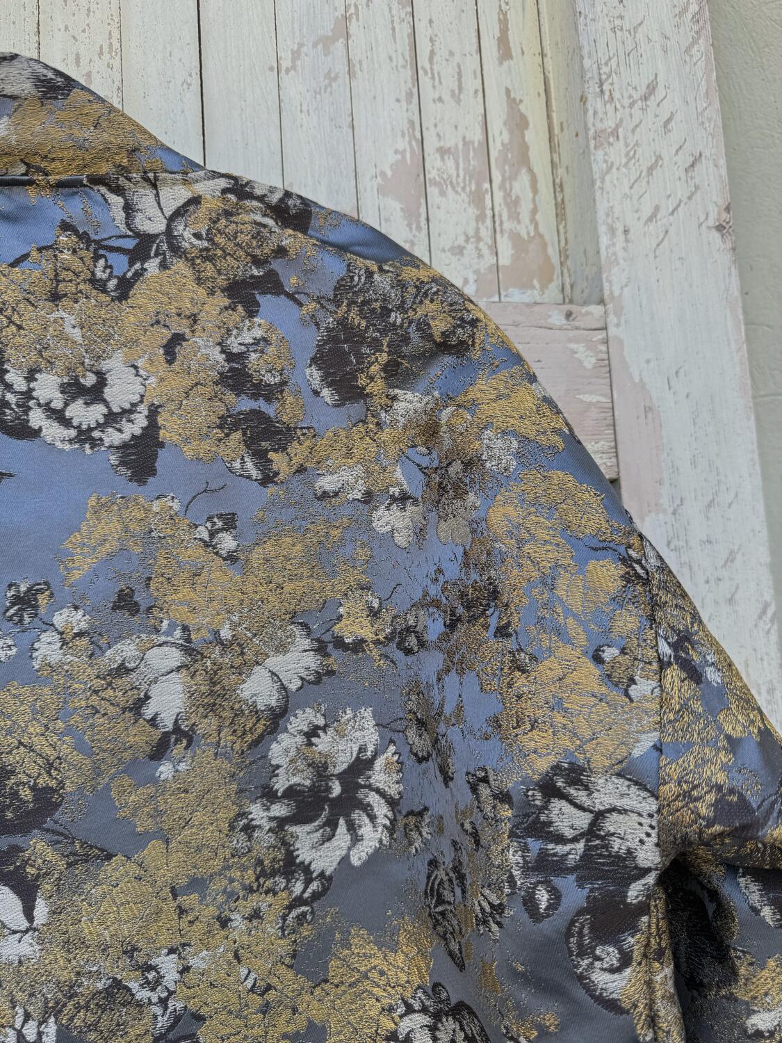 Kimono avio e oro