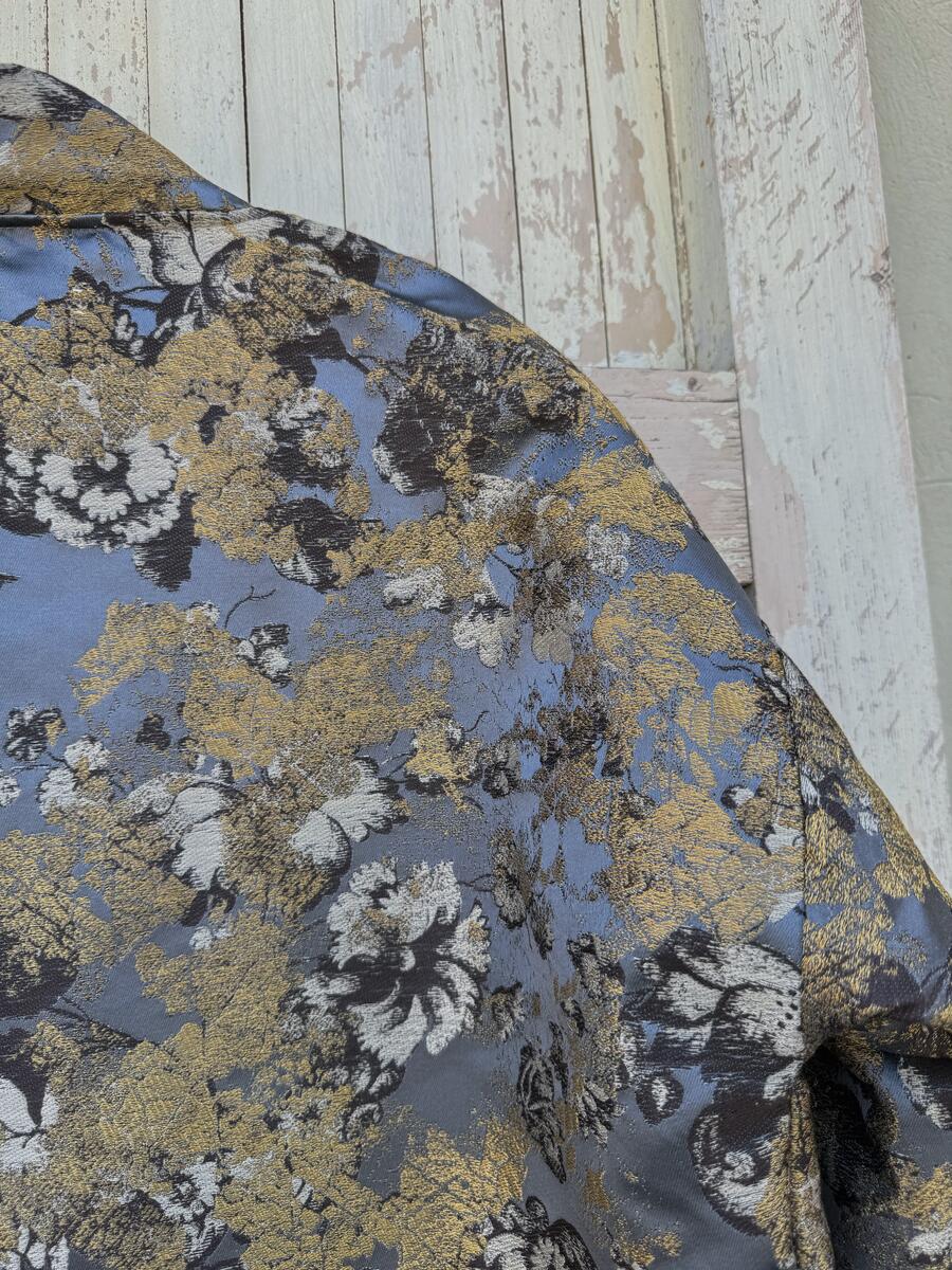 Kimono avio e oro