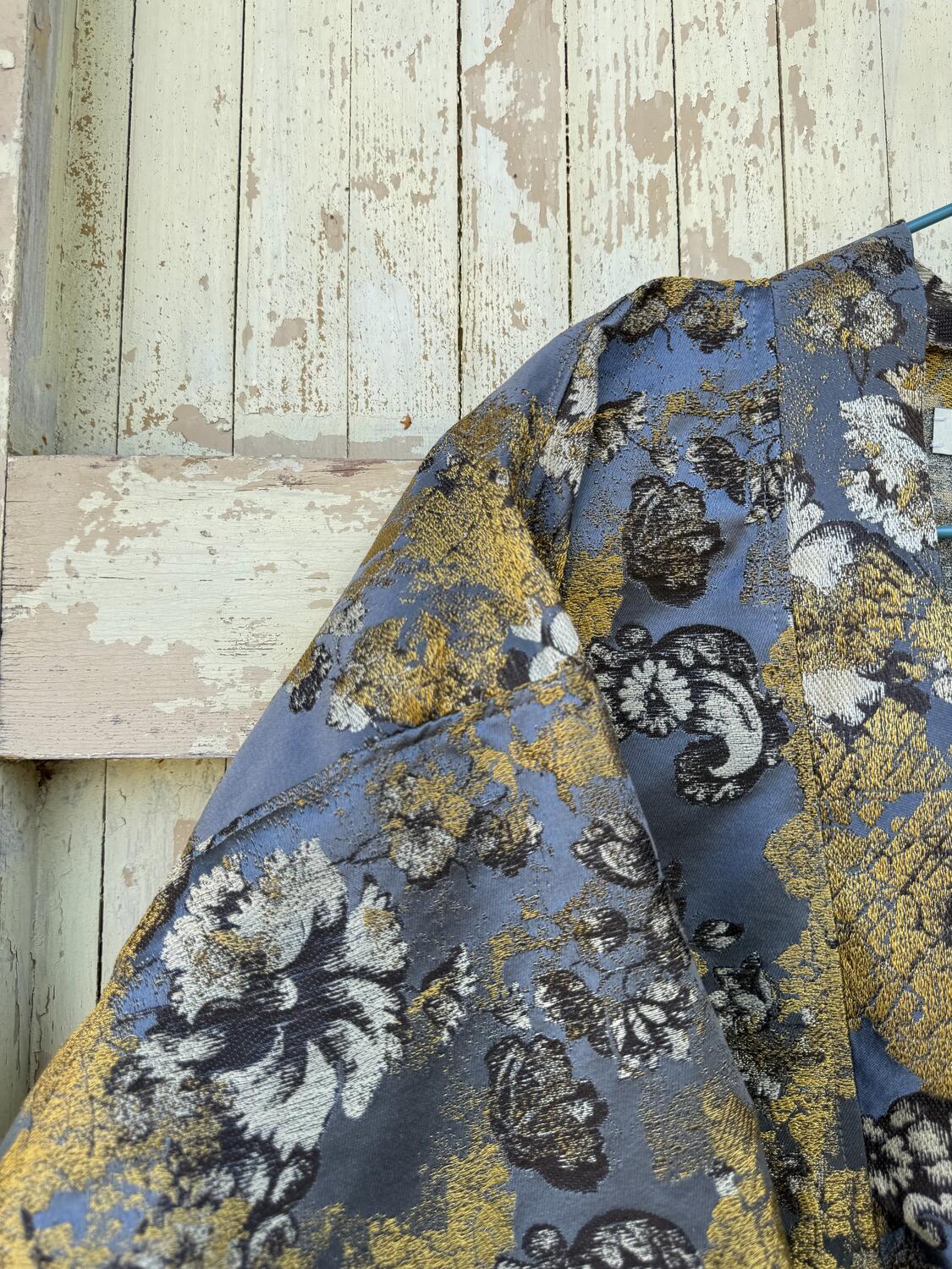 Kimono avio e oro