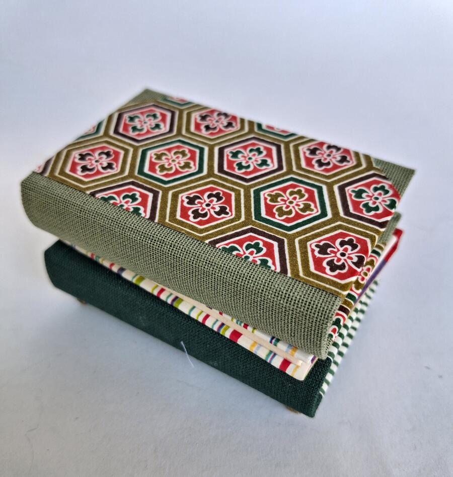 Book coffee table 5
