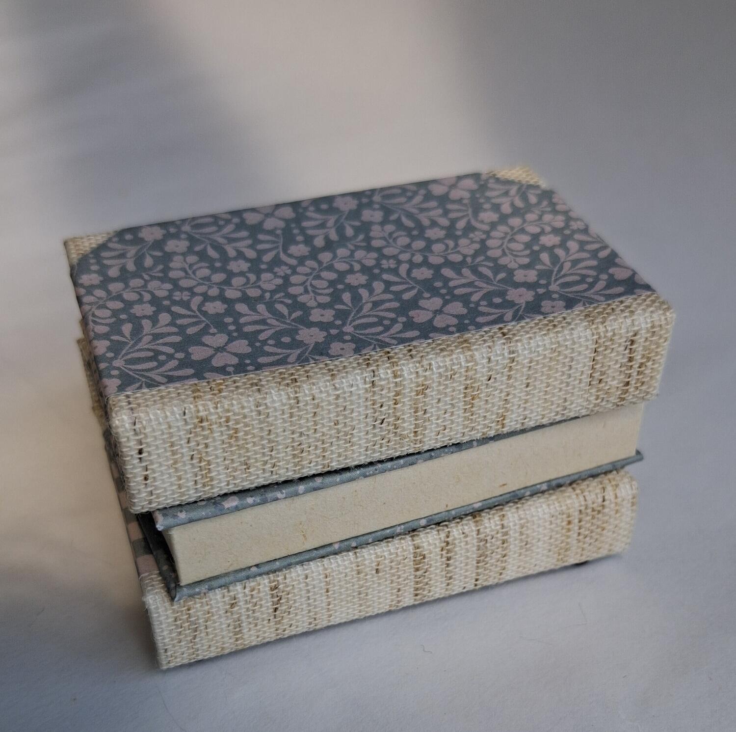 Book coffee table 6