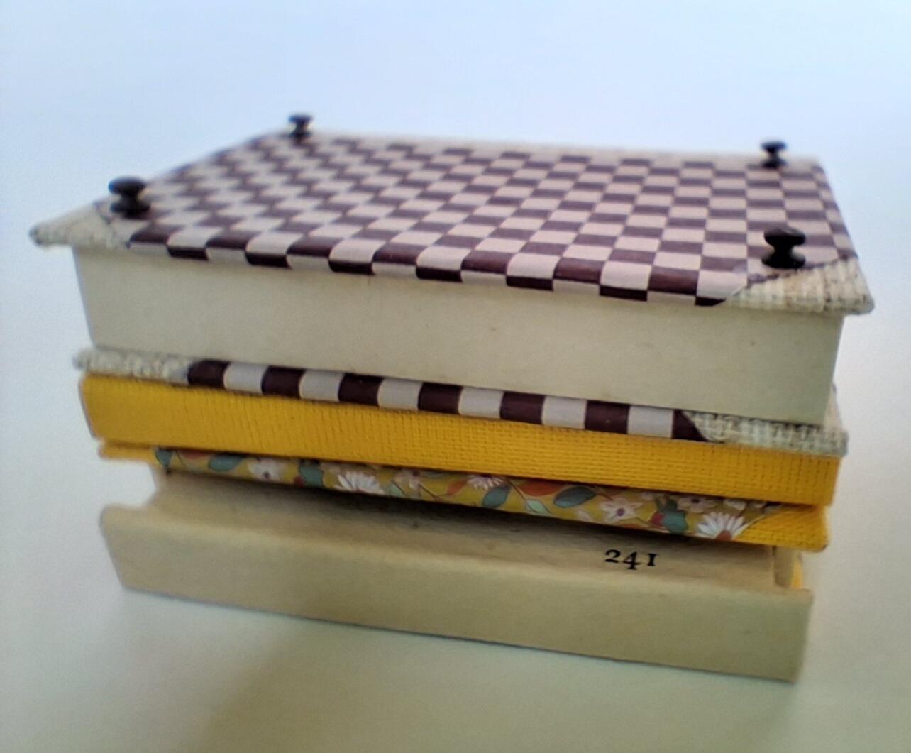 Book coffee table 7