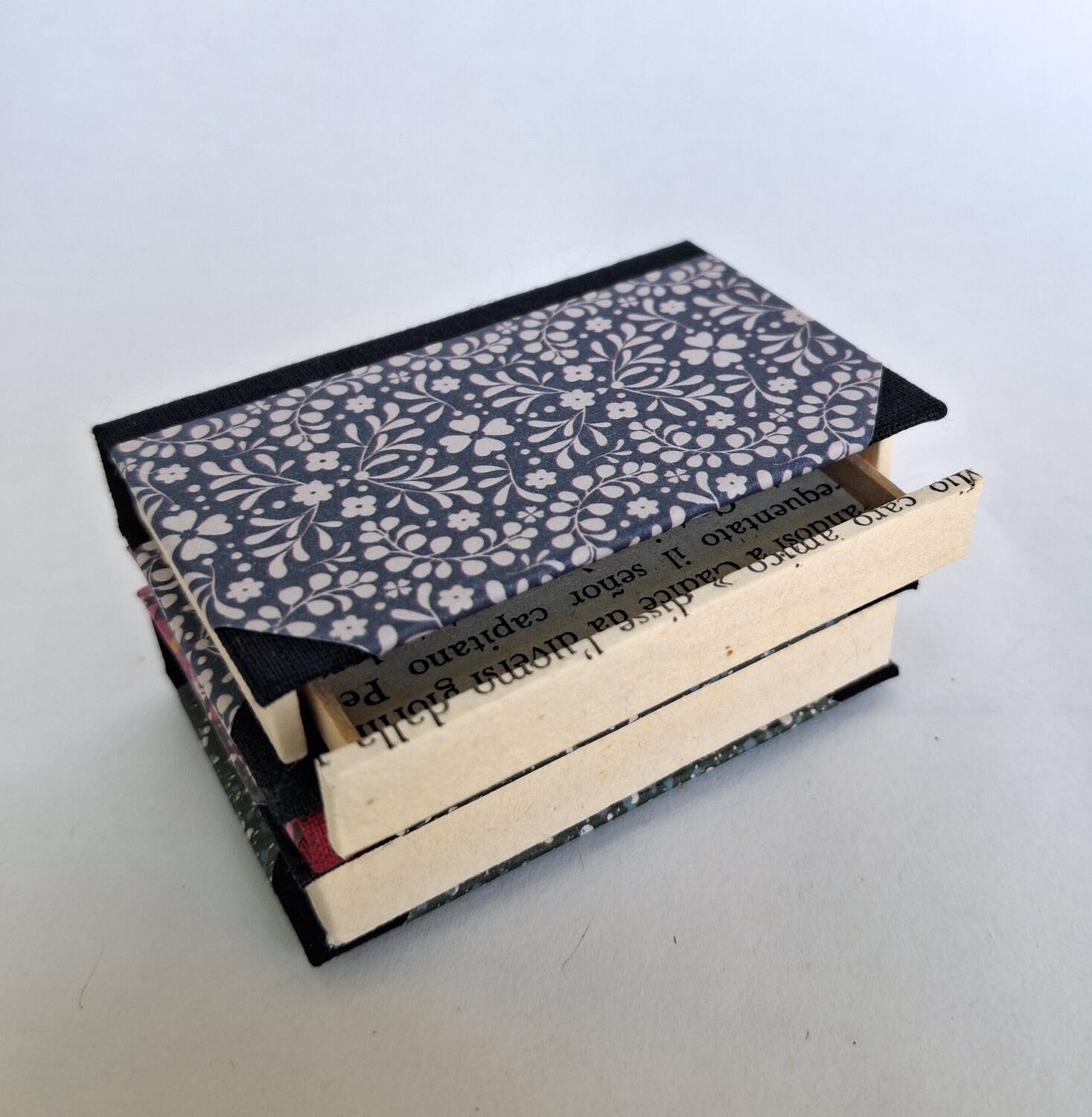 Book coffee table 8