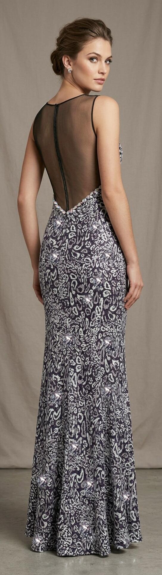 1020 Long dress with shiny silver or gold spotted embroidery