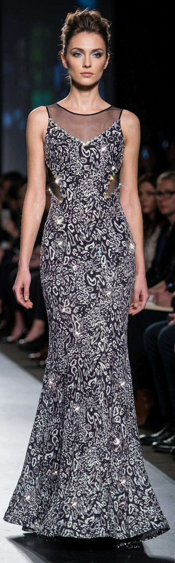1020 Long dress with shiny silver or gold spotted embroidery