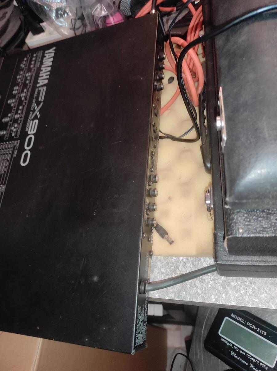 YAMAHA FX900 PROCESSORE MULTIEFFETTO OCCASIONE