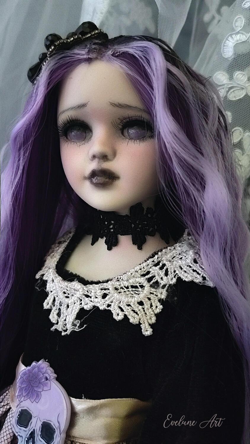  Michaela - Bambola Goth in porcellana
